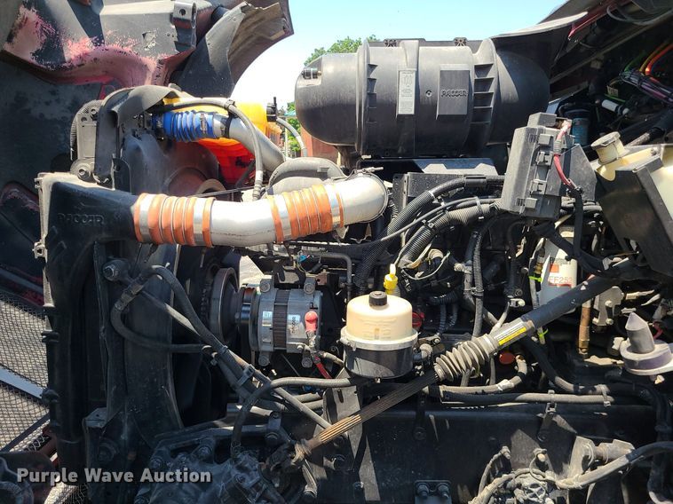 image for item MO9961 2013 Kenworth T660  semi truck