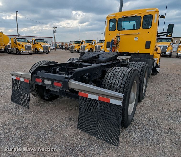 image for item MY9440 2020 Kenworth T680  semi truck