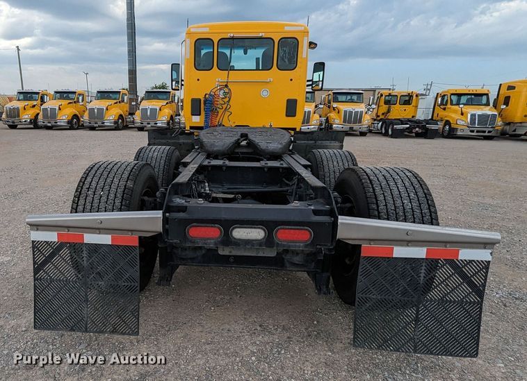 image for item MY9440 2020 Kenworth T680  semi truck