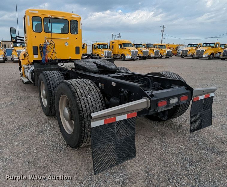 image for item MY9440 2020 Kenworth T680  semi truck