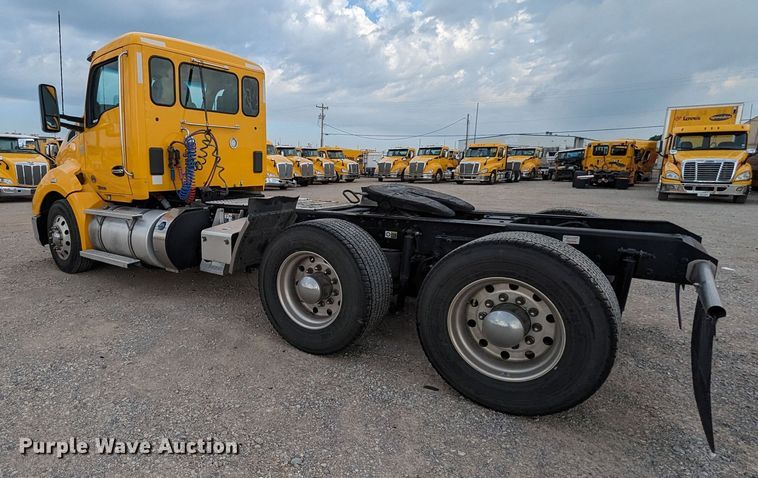 image for item MY9440 2020 Kenworth T680  semi truck