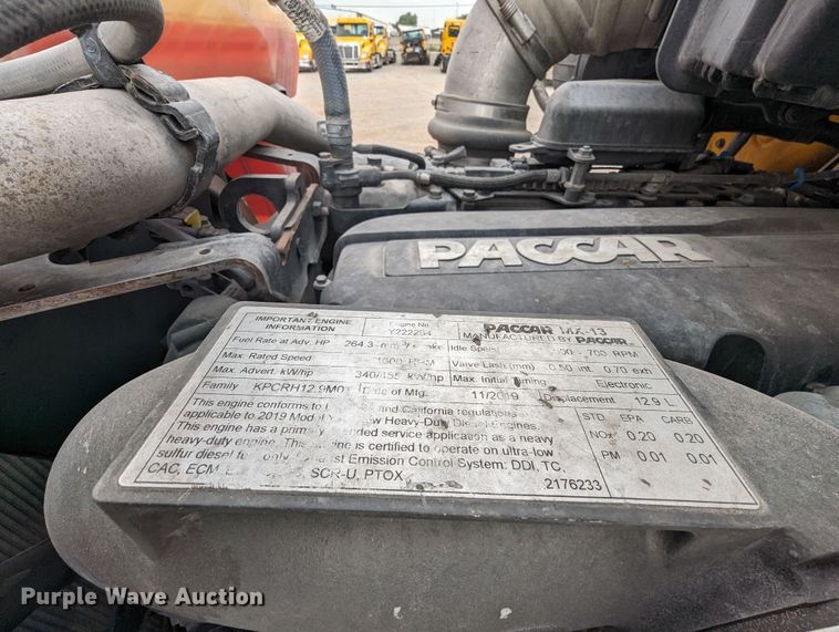 image for item MY9440 2020 Kenworth T680  semi truck