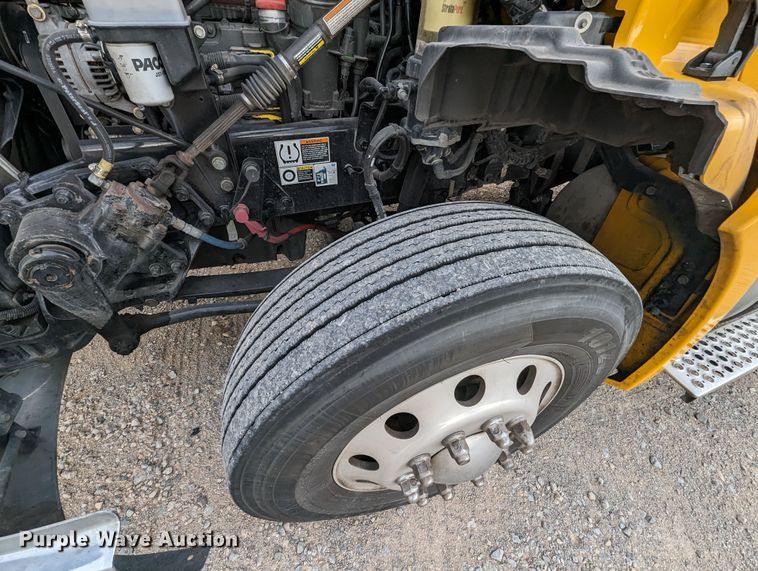 image for item MY9440 2020 Kenworth T680  semi truck