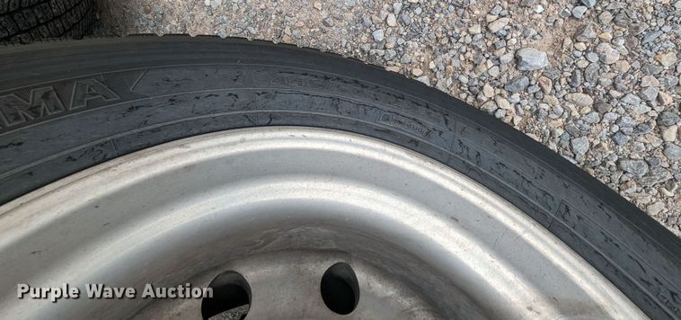 image for item MY9440 2020 Kenworth T680  semi truck