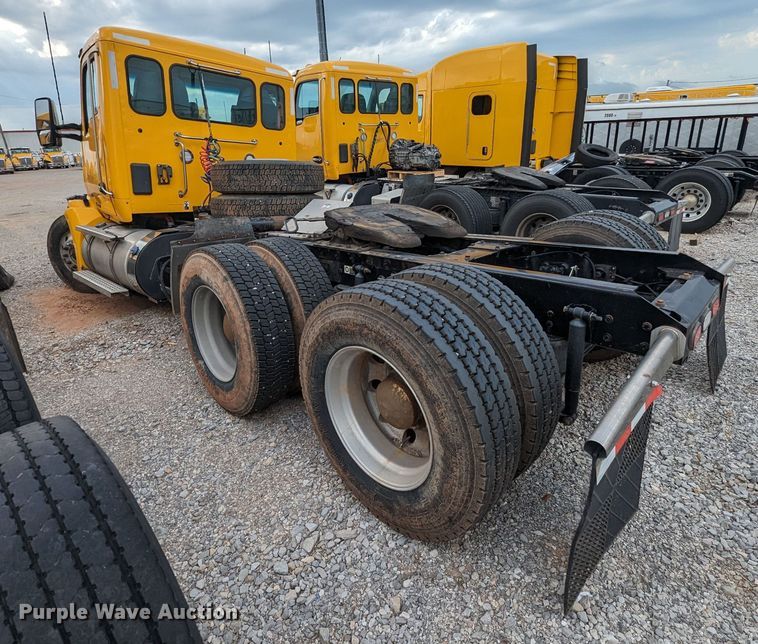 image for item MY9441 2020 Kenworth T680  semi truck