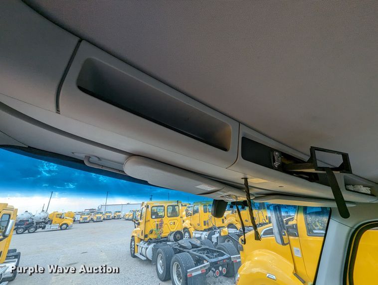 image for item MY9441 2020 Kenworth T680  semi truck