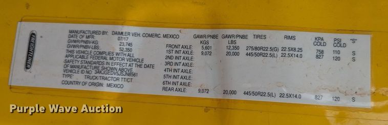 image for item MY9443 2018 Freightliner Cascadia 125  semi truck