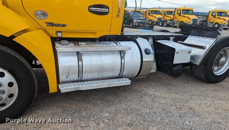 image for item MY9444 2019 Kenworth T680  semi truck