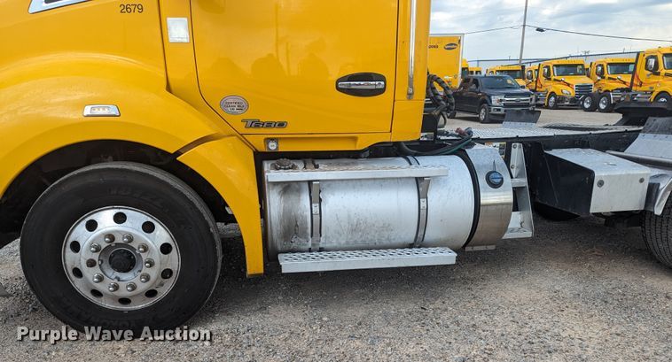 image for item MY9445 2020 Kenworth T680  semi truck