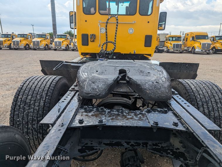 image for item MY9445 2020 Kenworth T680  semi truck