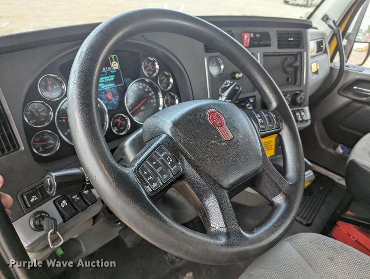 image for item MY9445 2020 Kenworth T680  semi truck