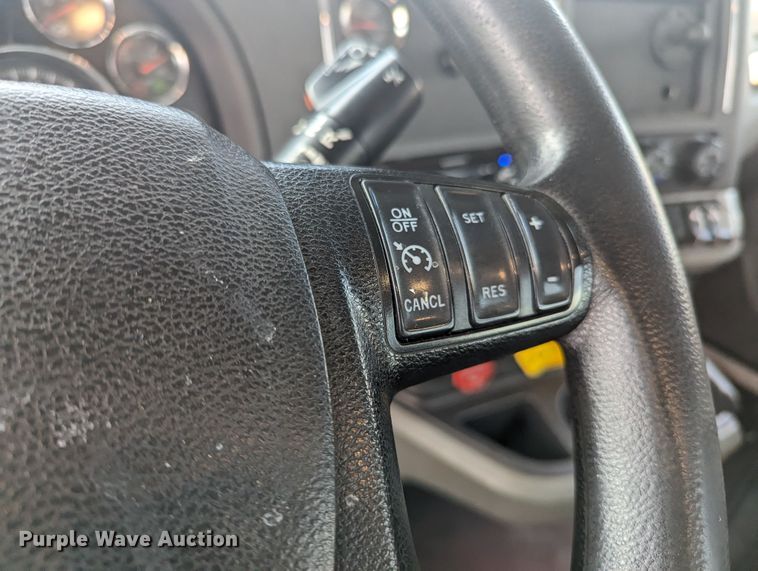 image for item MY9445 2020 Kenworth T680  semi truck