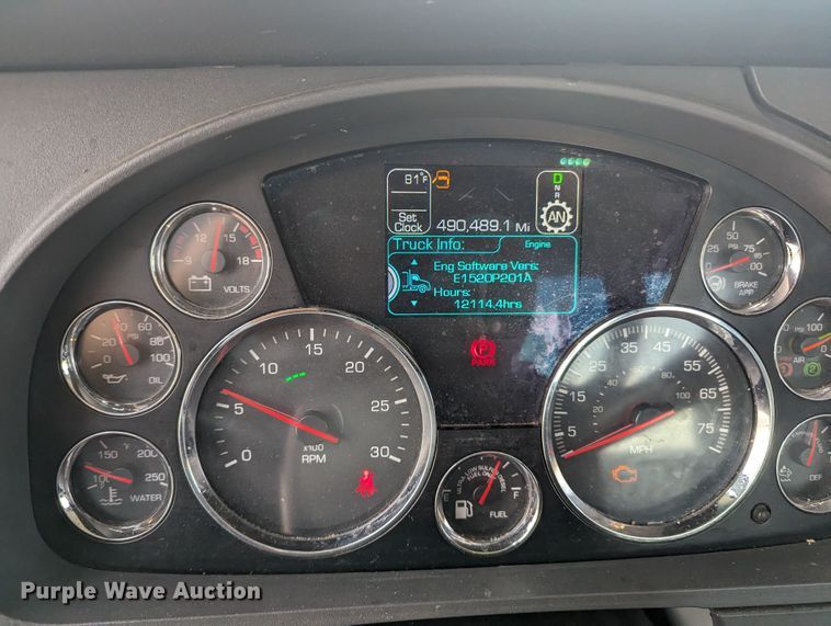 image for item MY9445 2020 Kenworth T680  semi truck