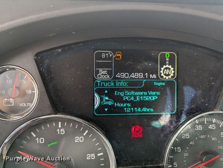 image for item MY9445 2020 Kenworth T680  semi truck