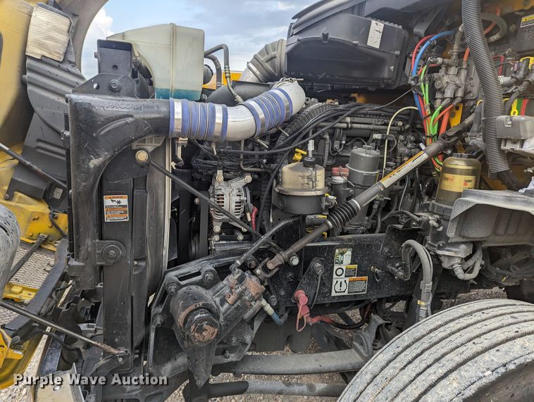 image for item MY9445 2020 Kenworth T680  semi truck