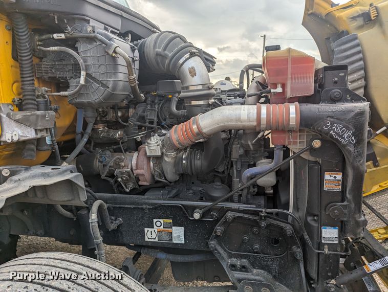 image for item MY9445 2020 Kenworth T680  semi truck