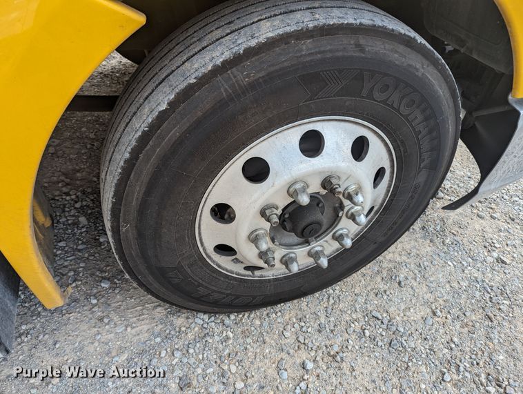 image for item MY9445 2020 Kenworth T680  semi truck