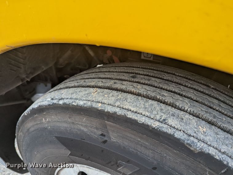 image for item MY9445 2020 Kenworth T680  semi truck