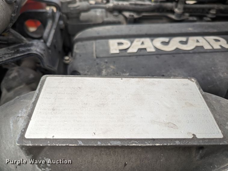 image for item MY9446 2019 Kenworth T680  semi truck