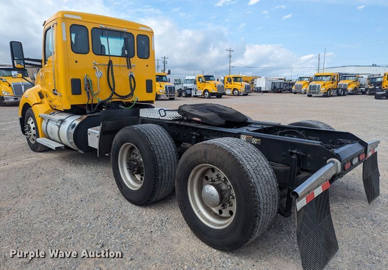 image for item MY9448 2020 Kenworth T680  semi truck