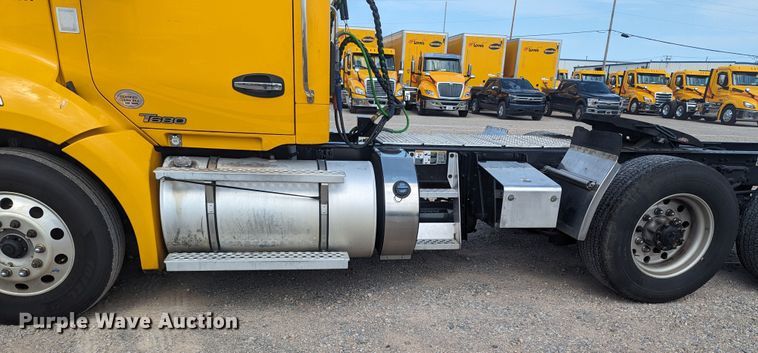 image for item MY9448 2020 Kenworth T680  semi truck