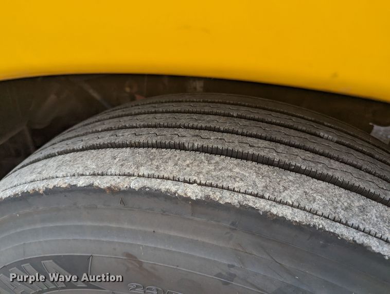 image for item MY9448 2020 Kenworth T680  semi truck