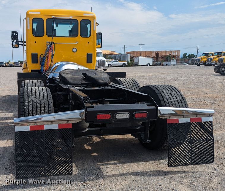 image for item MY9449 2019 Kenworth T680  semi truck