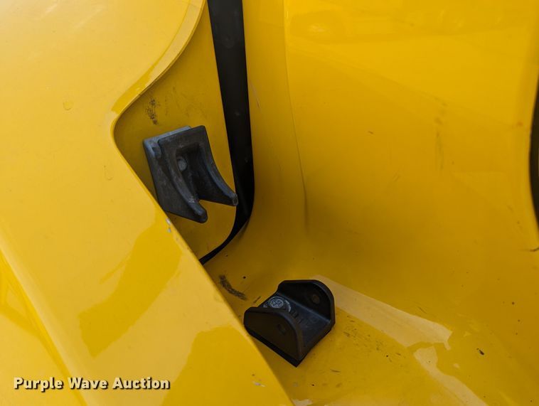 image for item MY9449 2019 Kenworth T680  semi truck