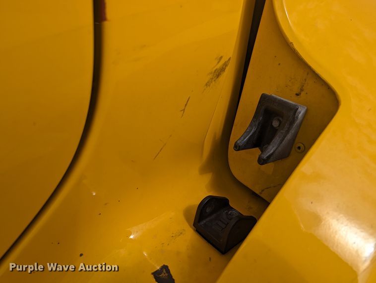 image for item MY9449 2019 Kenworth T680  semi truck