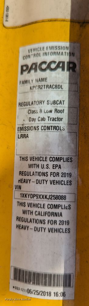 image for item MY9454 2019 Kenworth T680  semi truck