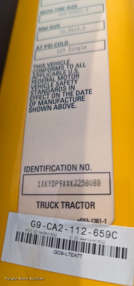 image for item MY9454 2019 Kenworth T680  semi truck