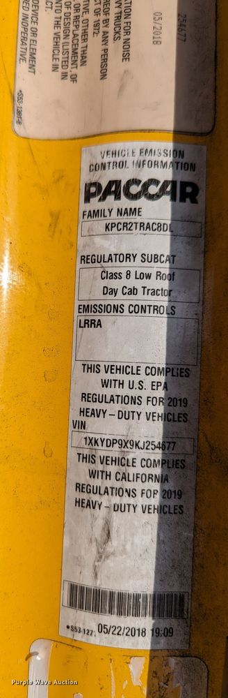 image for item MY9455 2019 Kenworth T680  semi truck