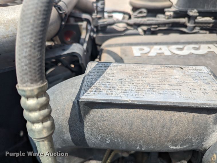 image for item MY9456 2019 Kenworth T680  semi truck