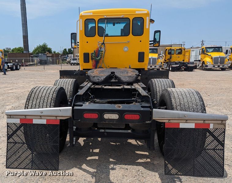 image for item MY9457 2019 Kenworth T680  semi truck