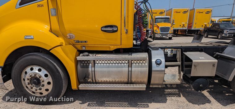 image for item MY9457 2019 Kenworth T680  semi truck