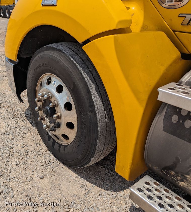 image for item MY9457 2019 Kenworth T680  semi truck