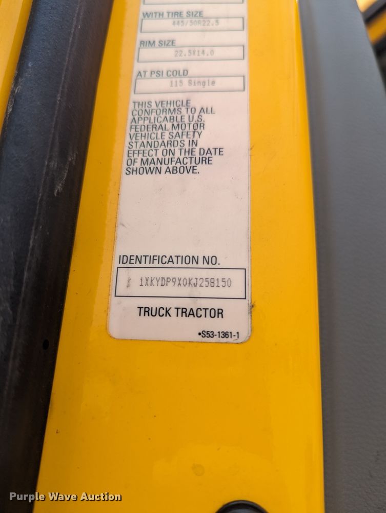 image for item MY9457 2019 Kenworth T680  semi truck