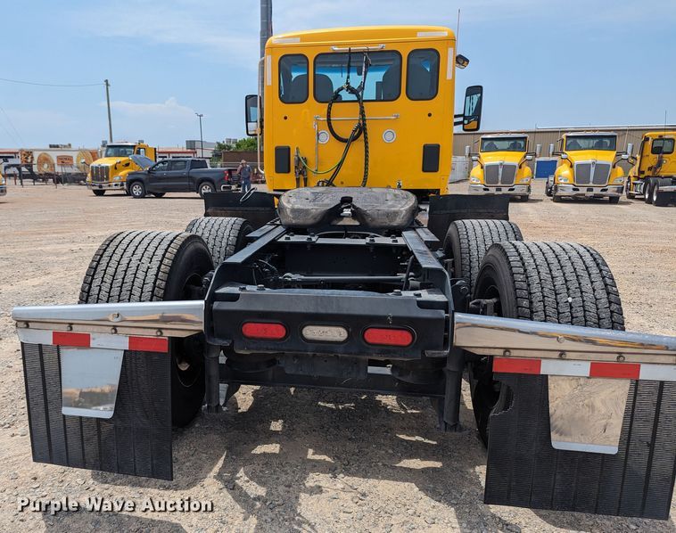 image for item MY9458 2019 Kenworth T680  semi truck