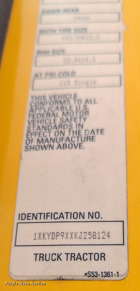 image for item MY9458 2019 Kenworth T680  semi truck