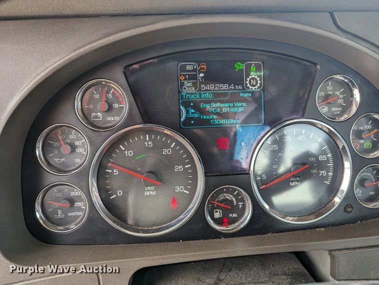 image for item MY9460 2019 Kenworth T680  semi truck