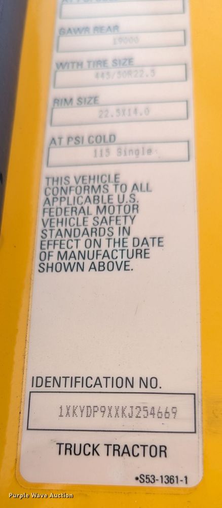 image for item MY9465 2019 Kenworth T680  semi truck