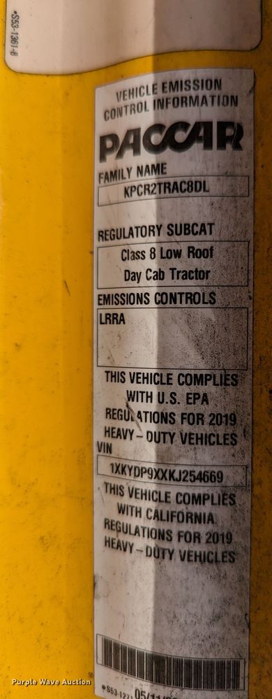 image for item MY9465 2019 Kenworth T680  semi truck