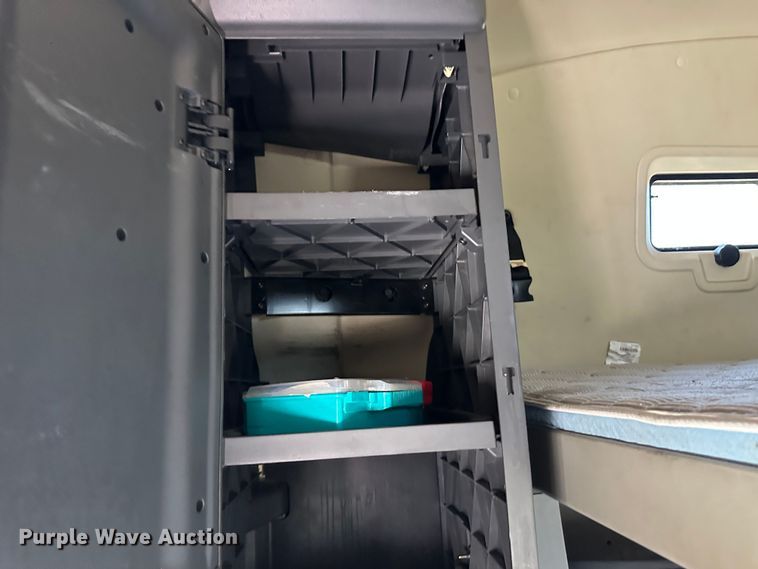 image for item NE9011 2016 International ProStar  semi truck