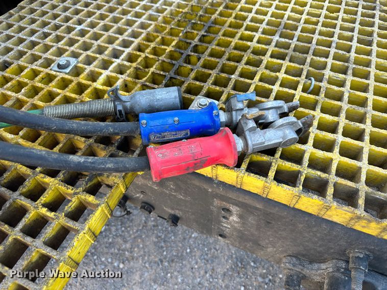 image for item NE9011 2016 International ProStar  semi truck