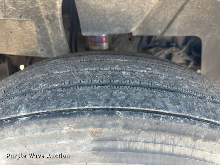 image for item NE9011 2016 International ProStar  semi truck