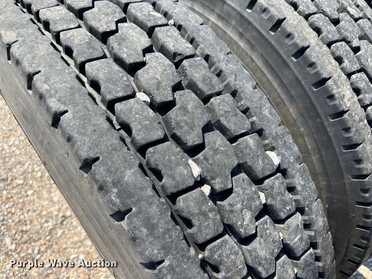 image for item NE9011 2016 International ProStar  semi truck