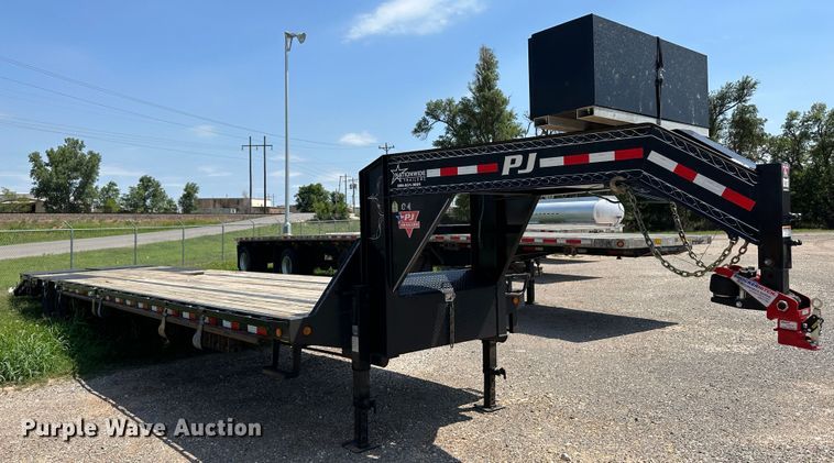 image for item NE9012 2020 PJ LD402  equipment trailer