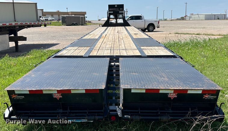 image for item NE9012 2020 PJ LD402  equipment trailer