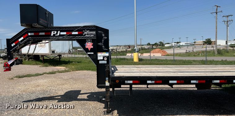 image for item NE9012 2020 PJ LD402  equipment trailer