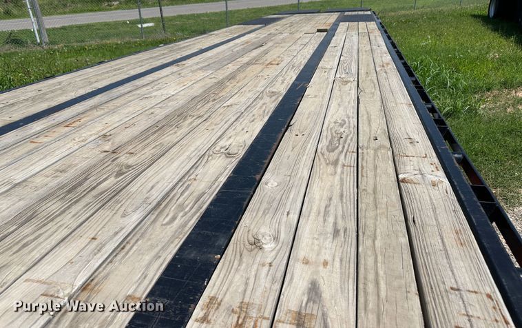 image for item NE9012 2020 PJ LD402  equipment trailer